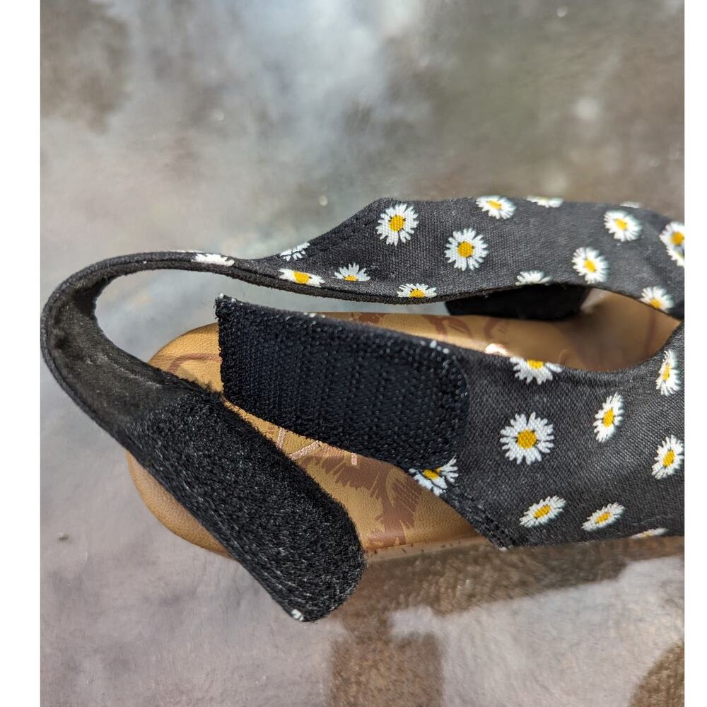 Blowfish Malibu Women's Size 10 Daisy Print Cork Wedge Sandals Criss Cross - Picture 11 of 11